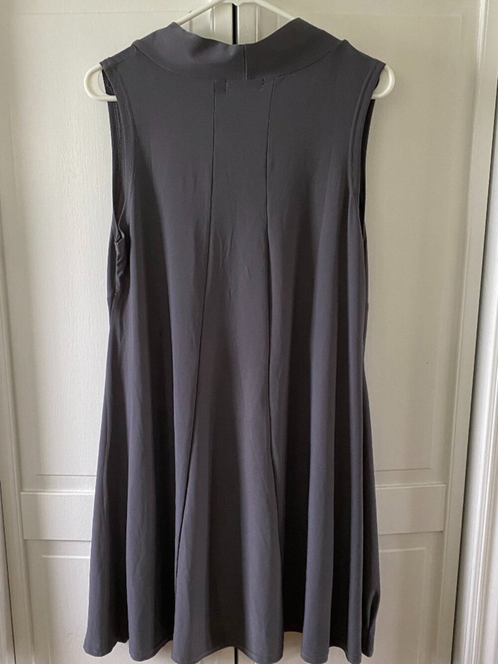 #12 Women's Dress Papa Vancouver - Picture 2 of 5